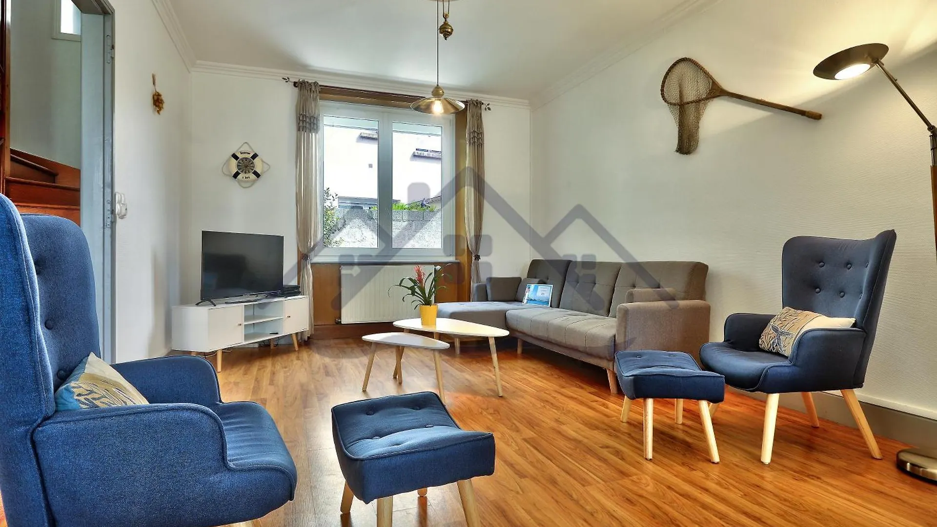 Ty Geoland: Charming Garden Home in Guilvinec with Wi-Fi Holiday home