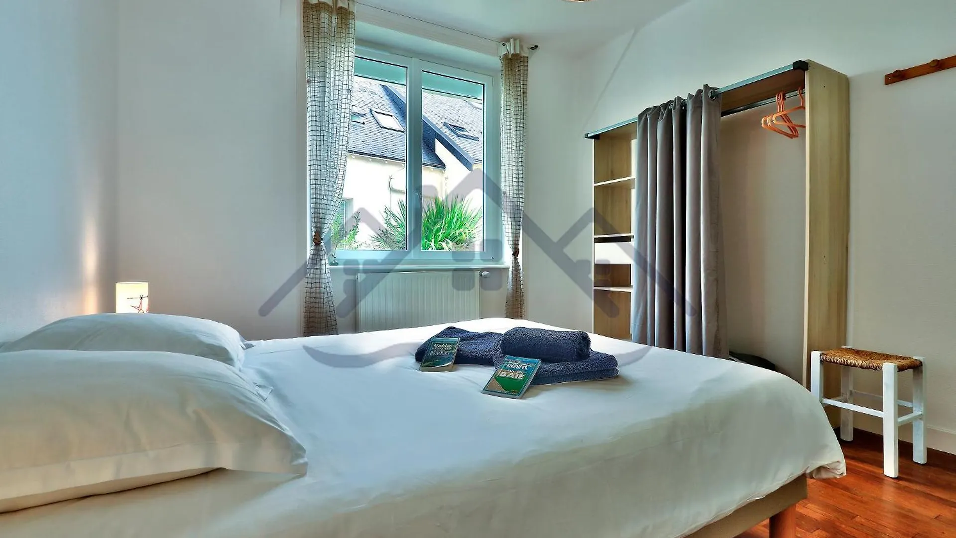 Ty Geoland: Charming Garden Home in Guilvinec with Wi-Fi Holiday home