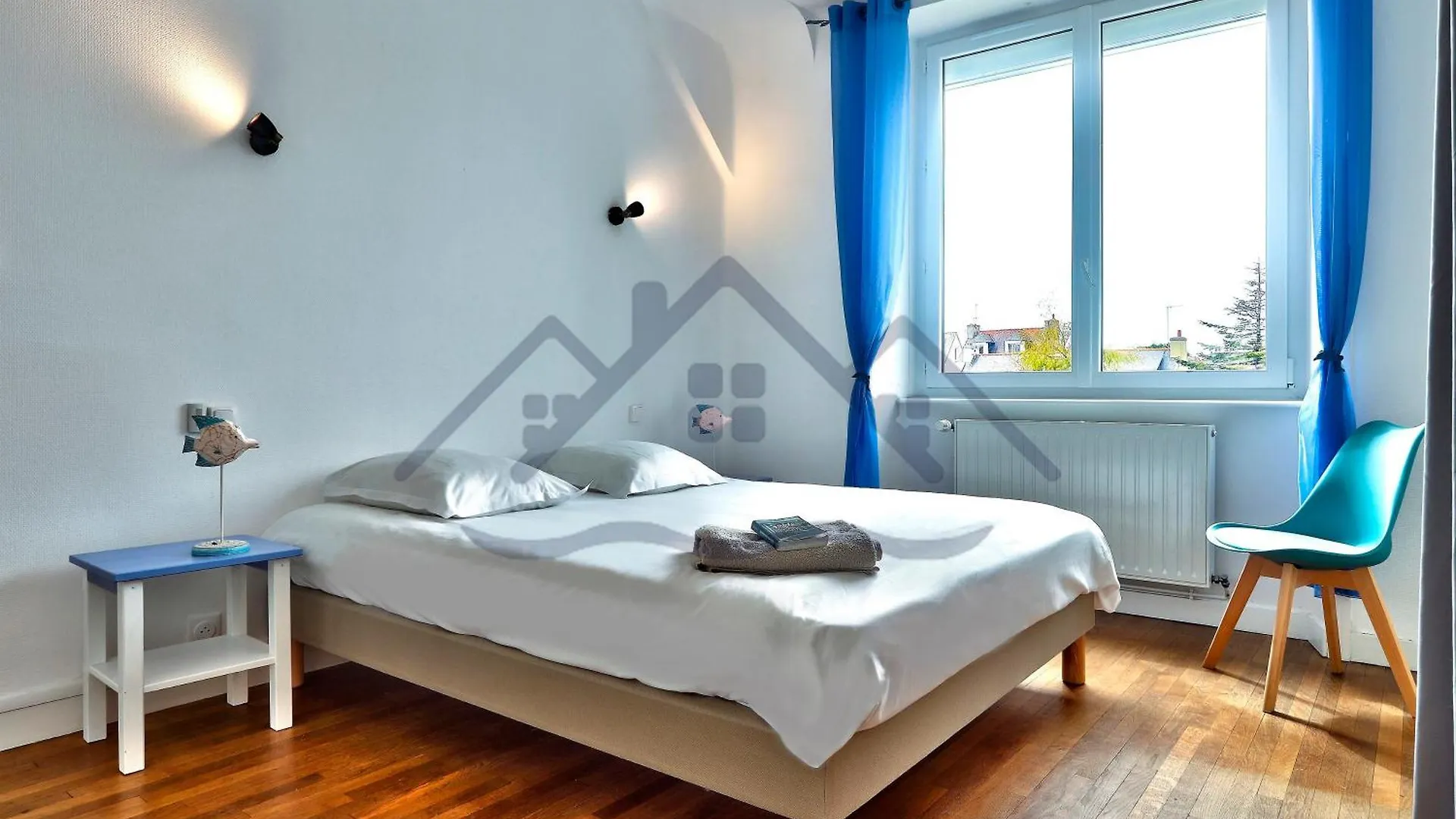 Ty Geoland: Charming Garden Home in Guilvinec with Wi-Fi